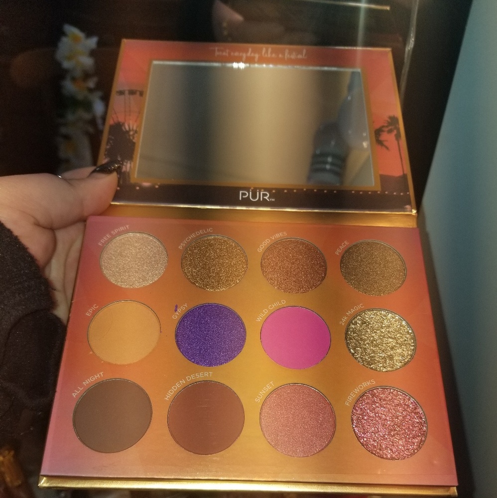 April Boxycharm bundle BNIB - Picture 3 of 8